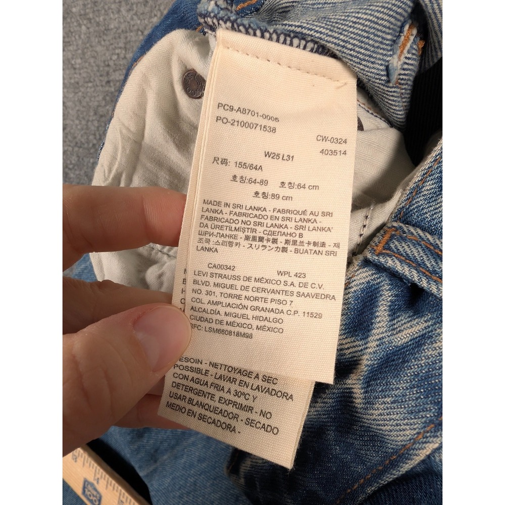 Levis Premium XL Straight Jeans Womens 25/31 Med Wash Wide Leg NWT - Picture 8 of 12